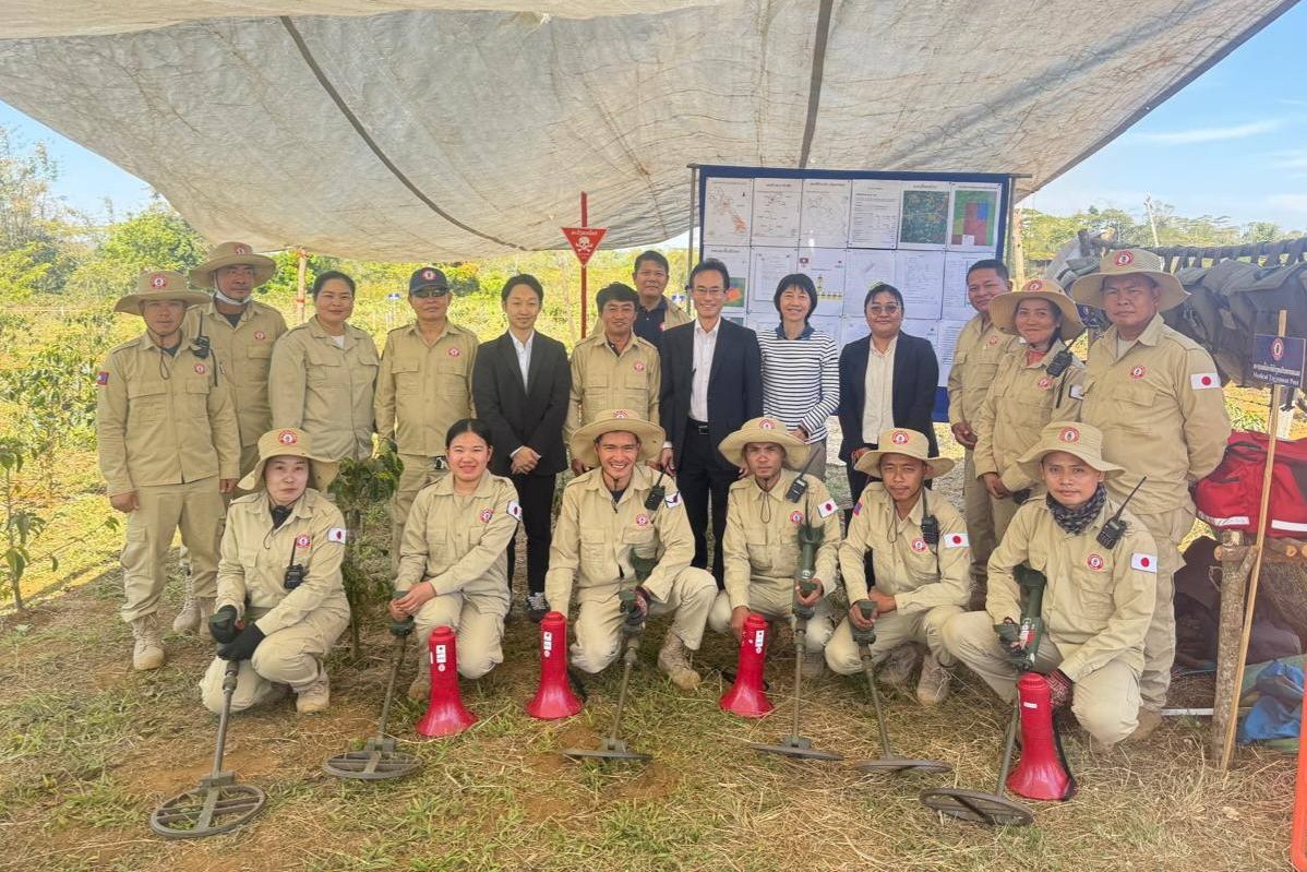 Ambassador of Japan Visits the UXO Lao Clearance Site in Champasak